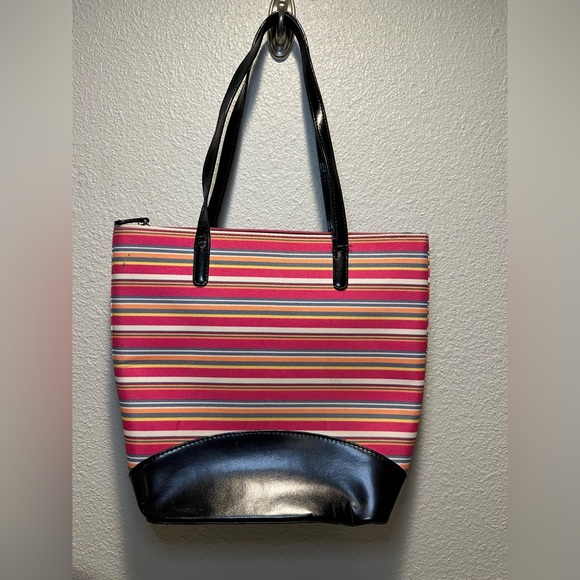 Kate Spade Tote - Picture 5 of 9
